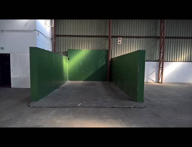 1,300M² WAREHOUSE TO LET IN ISANDO